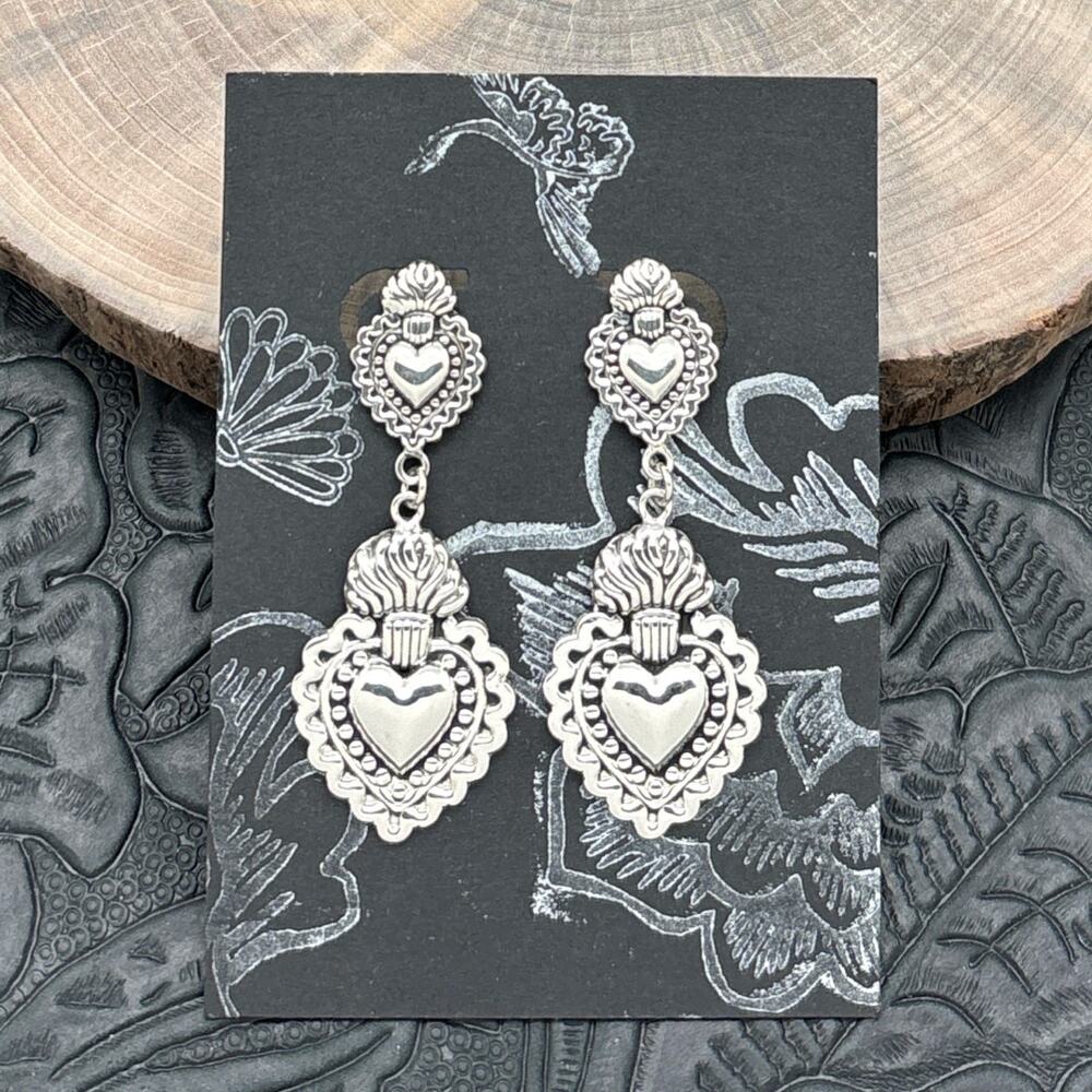 THE BOYZ SILVER Mexico Sterling Silver Double Sacred Heart Post Dangle Earrings